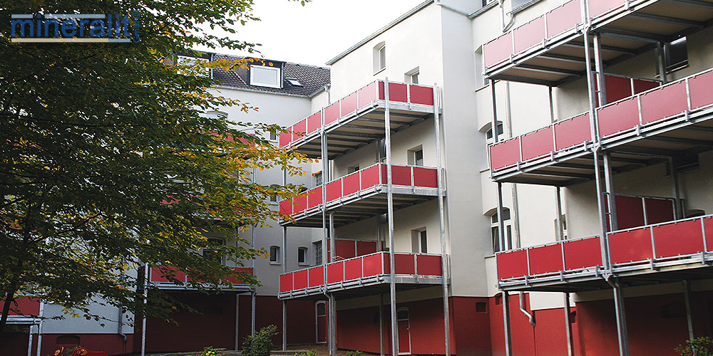 freitragende-Balkonkonstruktionen-mit-Mineralguss-Balkonbodenplatten