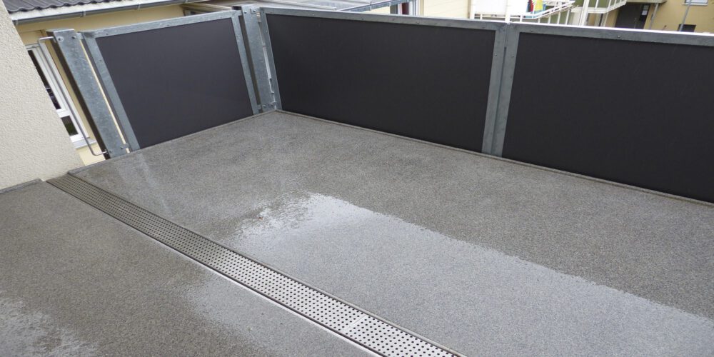 Balkonerweiterung mit Balkonbelag und Balkonplatten freitragend